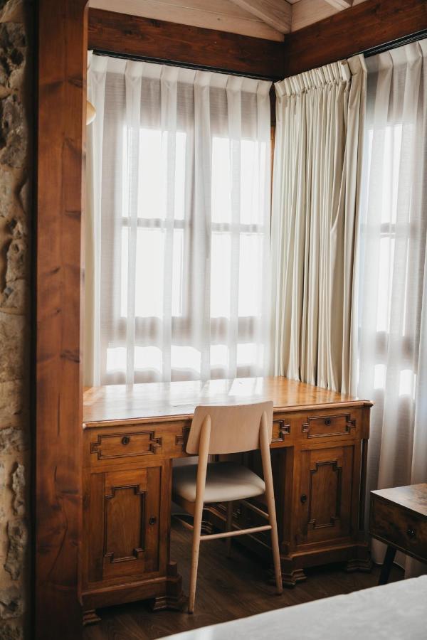 Pensjonat Casa Rosales Cardes (Infiesto)